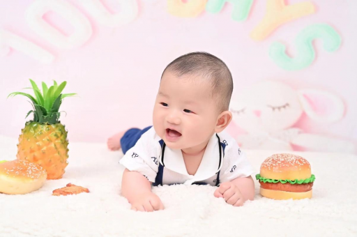深圳合法供卵试管中心宝宝在妈妈肚子里